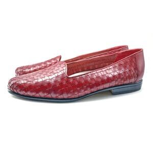 Trotters Liz Vintage Crimson Red Woven Leather Loafer Flat | European Cool